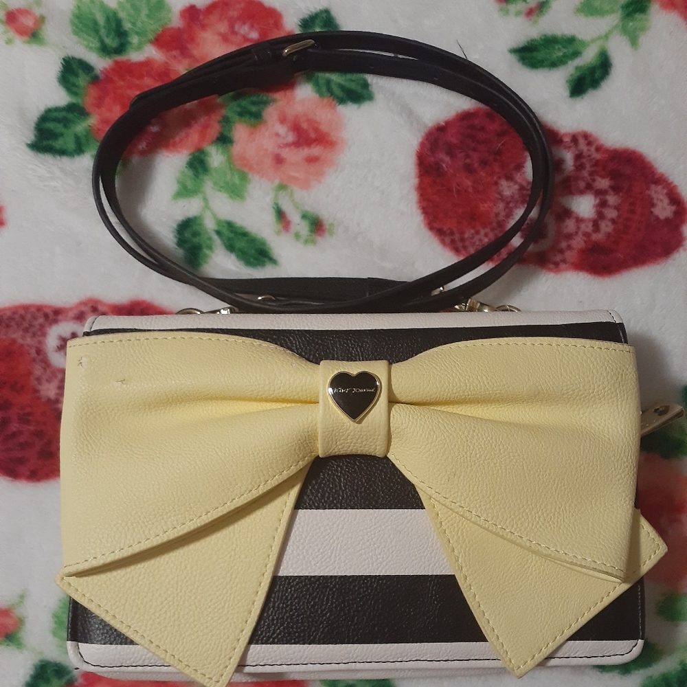 Betsey Johnson crossbody